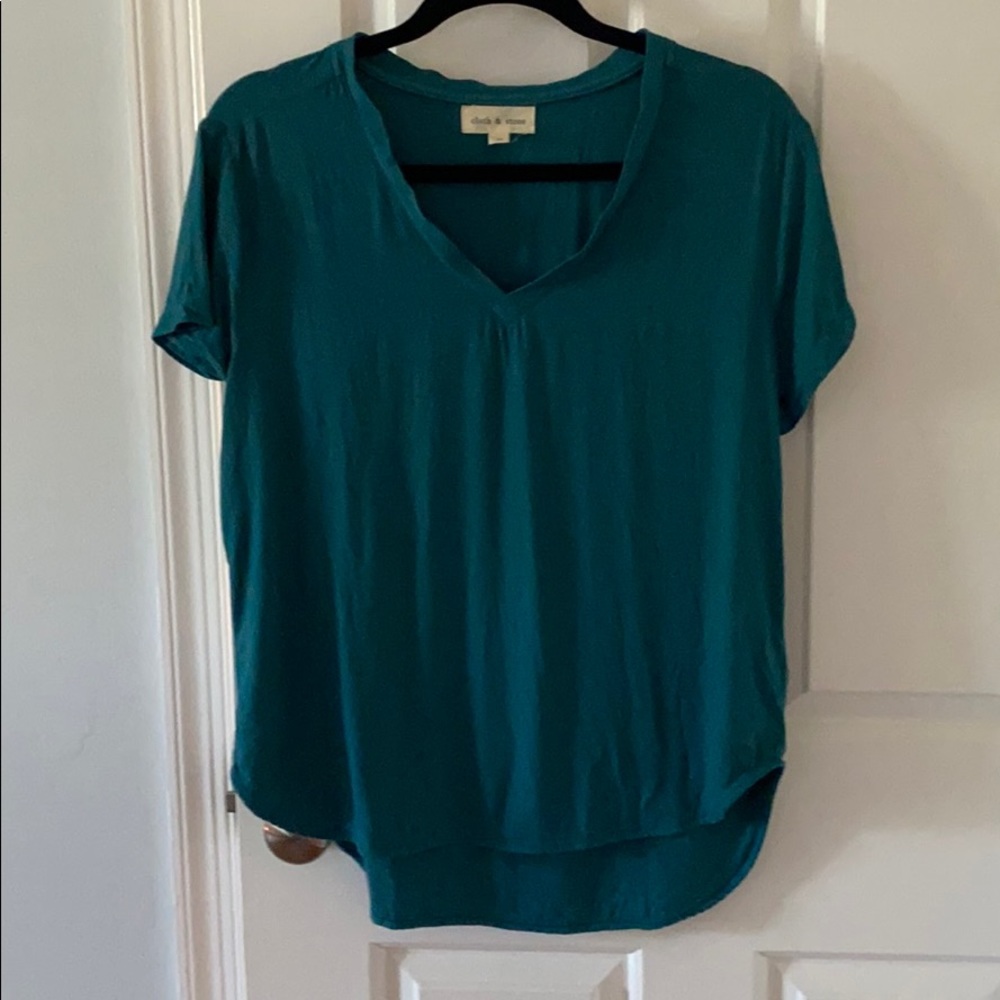 Cloth & Stone Teal V Neck